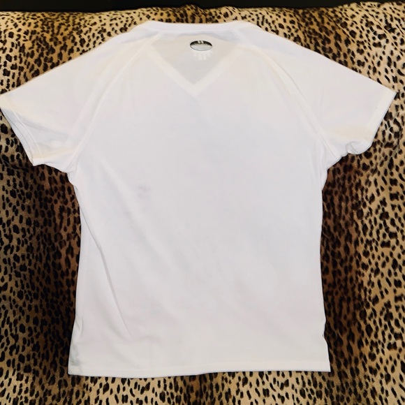 Under Armour White Tee size Medium - Picture 3 of 4
